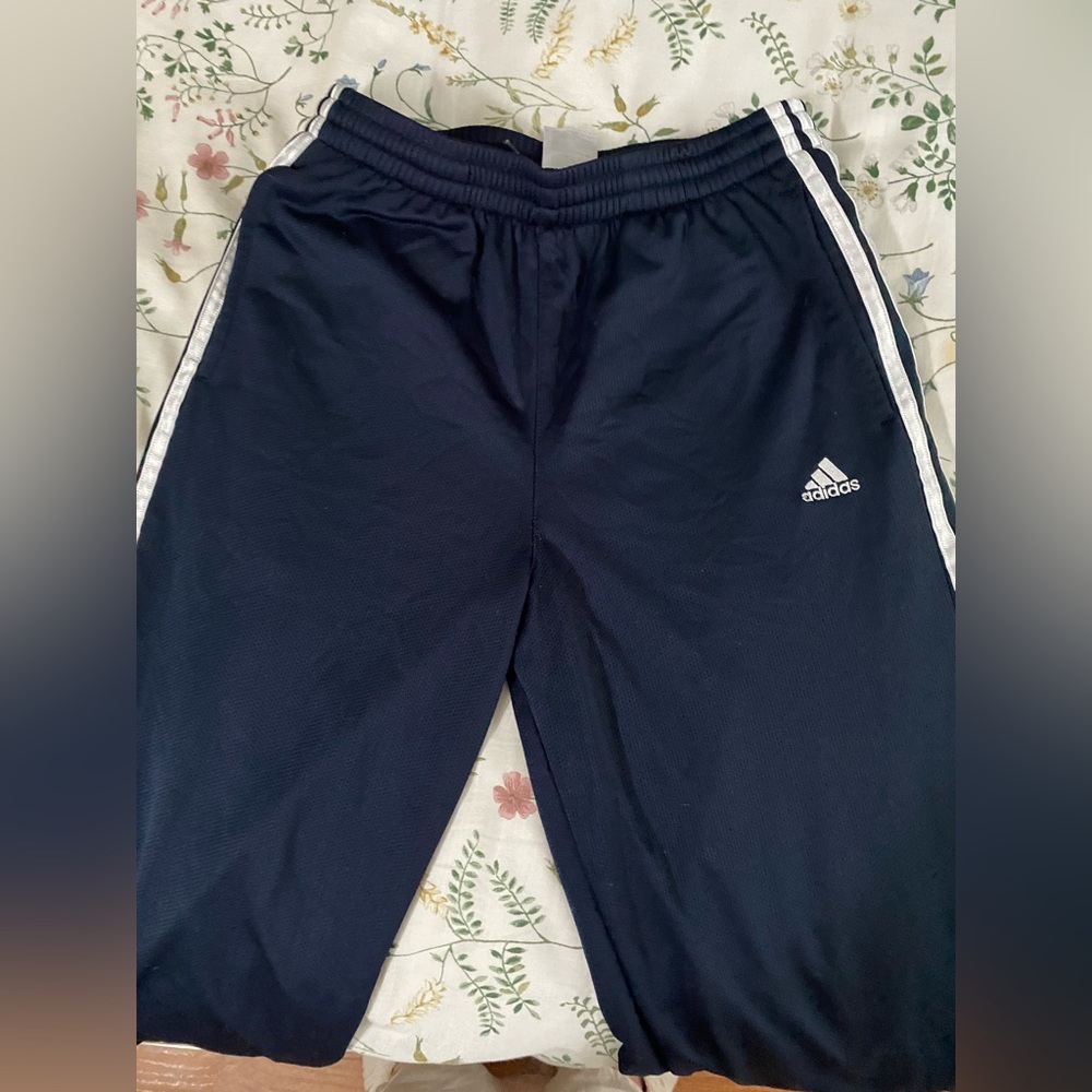 Adidas Mesh navy workout pants| children’s L/ Women’s Xs